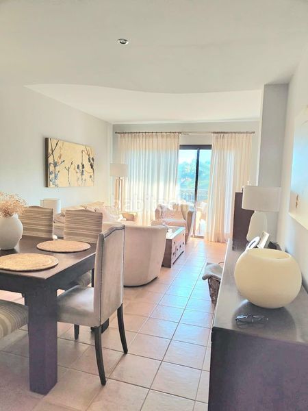 Foto bbe10c98-ac47-4137-b2cc-d9aa44991f8e. Apartament amb calefacció aparcament piscina a Río Real Marbella
