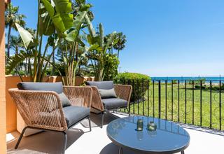 Planta baja en Seghers. Apartamento en primera línea de playa en riviera andaluza, estep