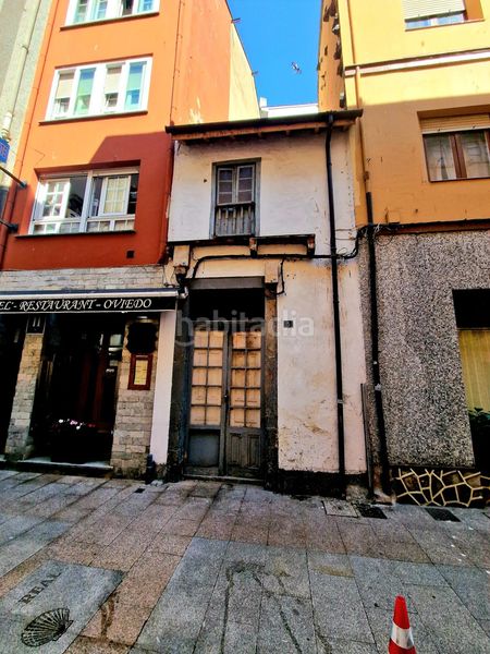 Foto 46cbe6bc-4f4f-47cd-a412-5e743fb8c107. Edificio en calle crucero 5 se vende casa en luarca en Valdés