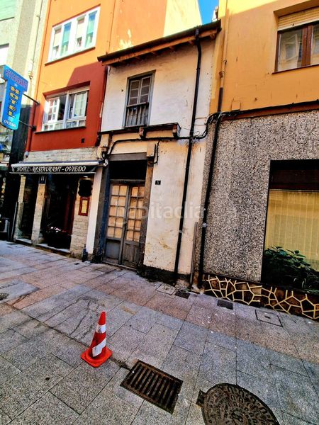 Foto e34c43c0-cd2d-4064-a4ec-4e23c33a54c4. Edificio en calle crucero 5 se vende casa en luarca en Valdés
