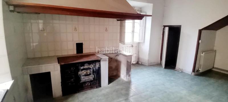 Foto 3e301857-060f-41d2-adff-66fb92766993. Casale con riscaldamento parcheggio in Castropol