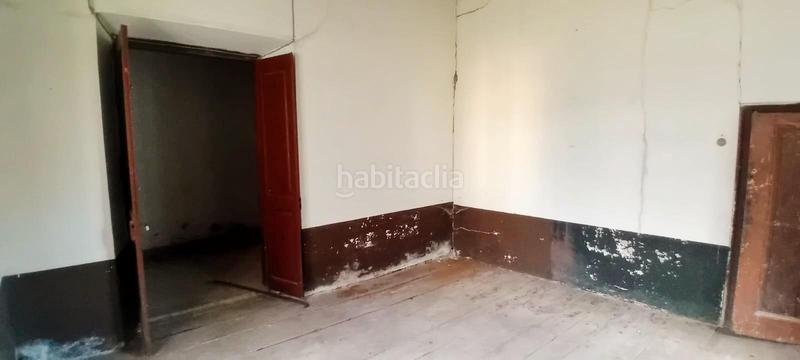 Foto 5753169f-610c-4840-8049-17b6a03a7132. Casale con riscaldamento parcheggio in Castropol