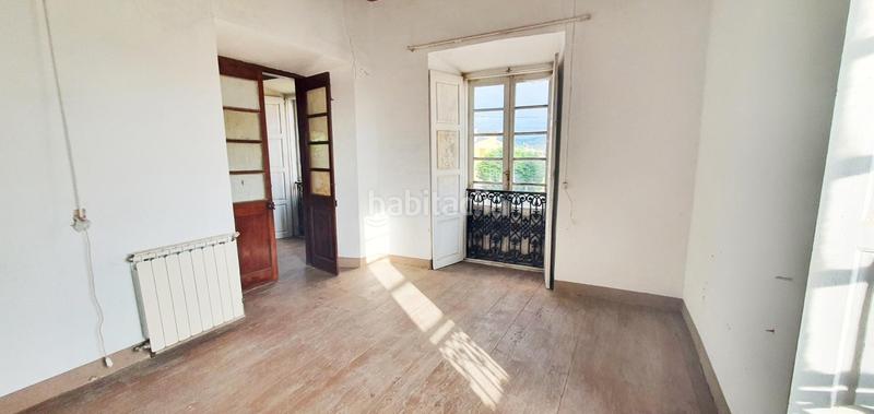 Foto 77e08032-6cab-4464-ac5b-feb96aa249f7. Casale con riscaldamento parcheggio in Castropol