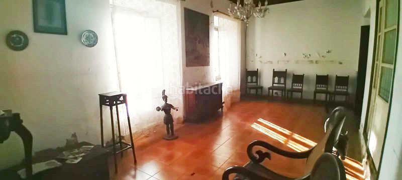 Foto 79f82348-4693-4ee7-be80-bc930b27ebe3. Masia amb aparcament a Castropol