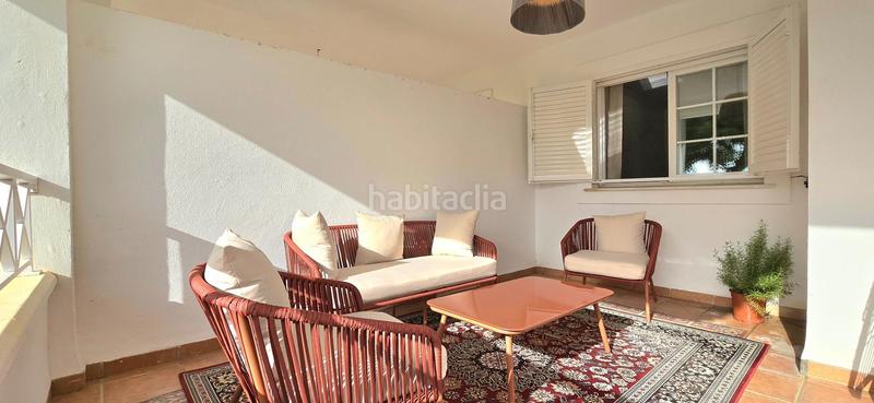 Foto 4a87733d-b704-4fa4-9bc2-6ac6af41e9e0. Piano terra con parcheggio piscina in Río Real Marbella