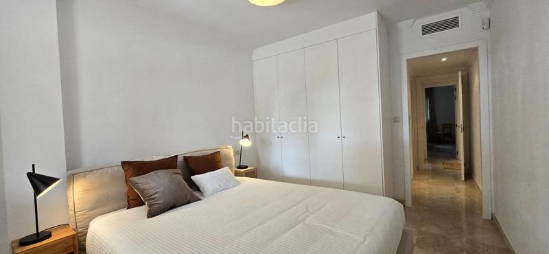 Foto bb864ee6-cb9b-4e41-acc0-32d4dab0c7d5. Piano terra con parcheggio piscina in Río Real Marbella