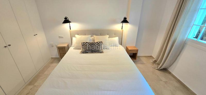 Foto cfb3bd65-a9d4-47e0-9c15-51128cfccac7. Piano terra con parcheggio piscina in Río Real Marbella