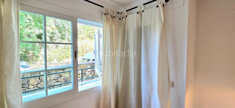 Foto d6f993c5-79a8-4921-8694-7327319f287e. Piano terra con parcheggio piscina in Río Real Marbella