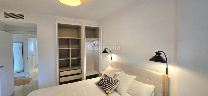 Foto e7df8793-75b9-4979-96bc-6f1b49ddd0ff. Piano terra con parcheggio piscina in Río Real Marbella