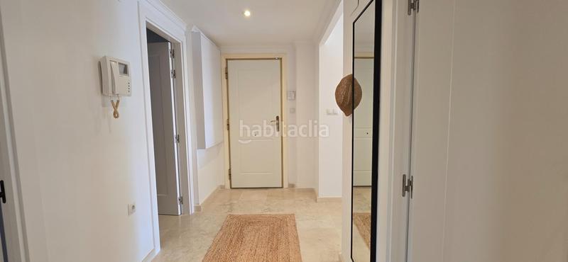 Foto f1cfbef6-4c9e-4fba-a67e-12ef9b2b43cb. Piano terra con parcheggio piscina in Río Real Marbella