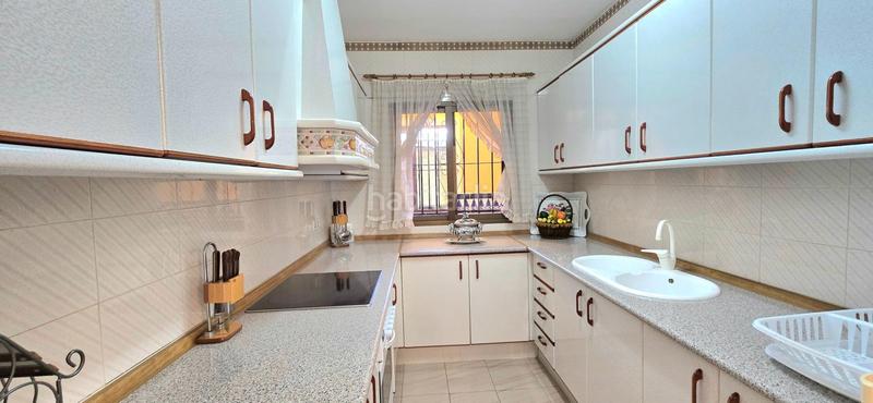 Foto 24a878e1-b6bb-4731-9813-e5b537eee417. Edifici a los arqueros - puerto del almendro Benahavís