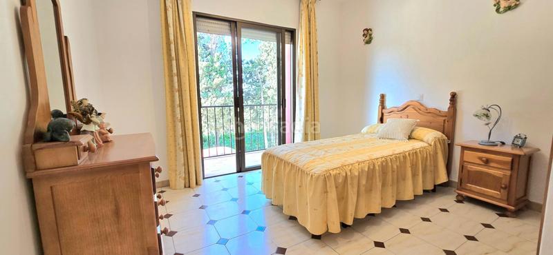 Foto 3f9a5a24-2db2-4d8b-904a-122249b7c7e4. Edifici a los arqueros - puerto del almendro Benahavís