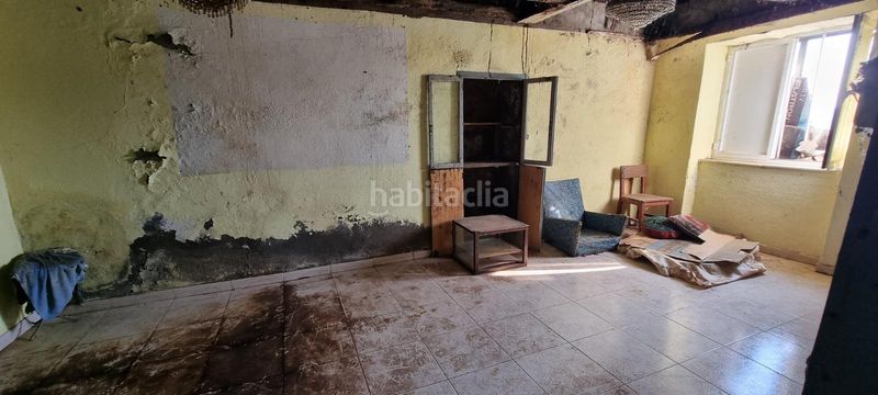 Foto 4331c07d-ade9-48ce-ada7-e08d0a03c190. Casa amb aparcament a Castropol