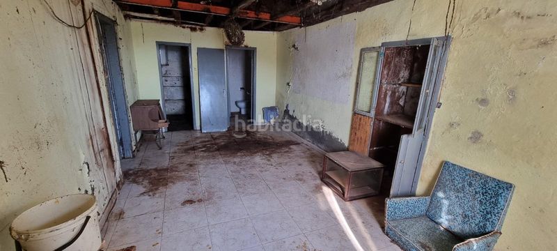 Foto a3825617-c506-42d2-ab8c-c7149e2423ef. Casa amb aparcament a Castropol