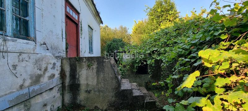 Foto a8a2bc05-a7e2-433b-8063-ec760bdc5a3a. Casa amb aparcament a Castropol