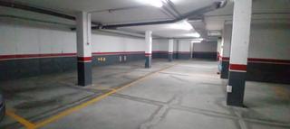 Aparcament cotxe  Avenida avenida del muelle, 1. Se vende plaza de garaje y trastero en tapia de casariego