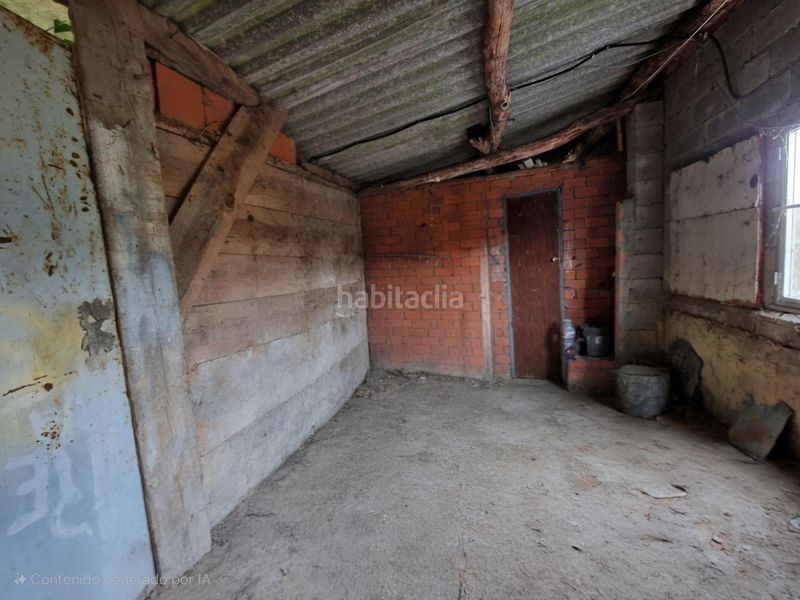 Foto c43860c2-c4a8-4a9b-a196-5a7c36377029. Casa amb aparcament a Ribadeo