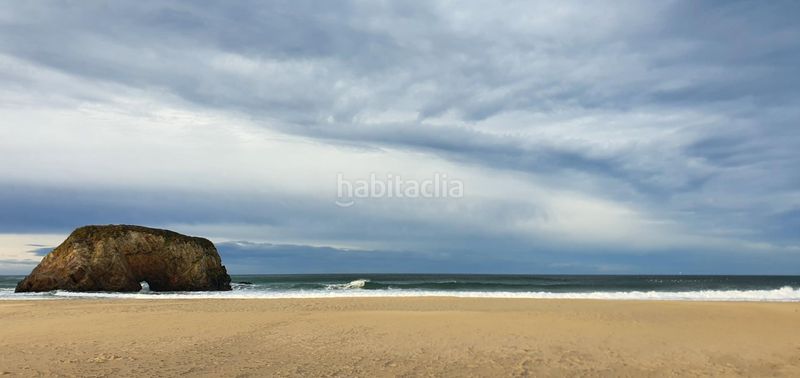 Foto cdfa1f51-9105-49c8-9533-604bc24571bb. Casa amb aparcament a Castropol