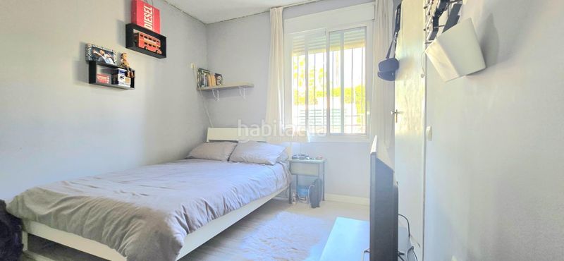Foto 2f7f2fa3-aca1-4f92-b8d1-488201853692. Planta baixa amb piscina a Las Lomas de Río Verde Marbella