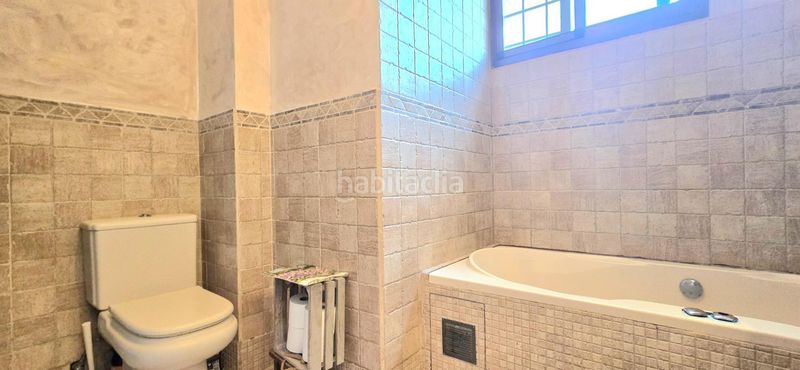 Foto 78f2a485-d413-4a4b-b916-d8a06e5a2fbd. Planta baixa amb piscina a Las Lomas de Río Verde Marbella