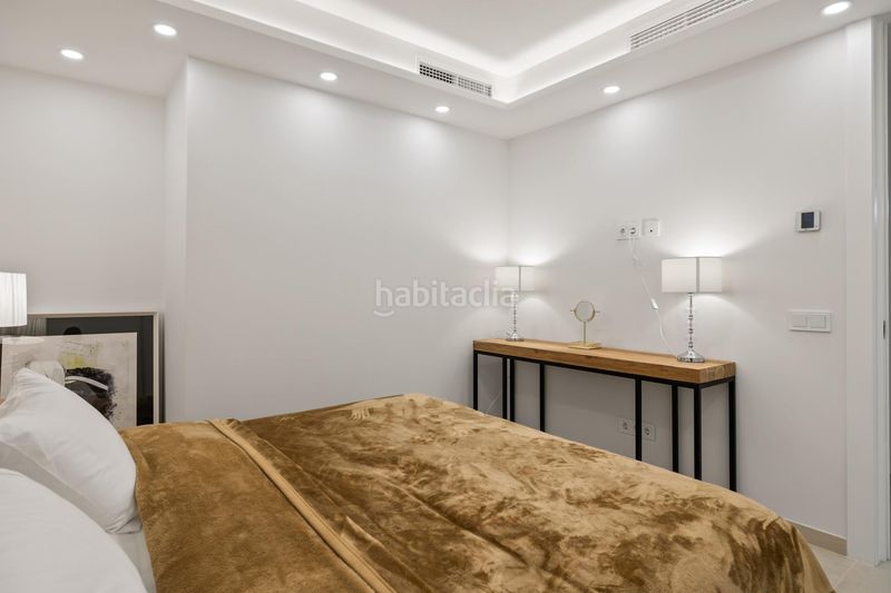 Foto 0a2bee87-e81b-4f55-a0b8-c5e9c16c25db. Apartament amb aparcament piscina a Los Naranjos Marbella