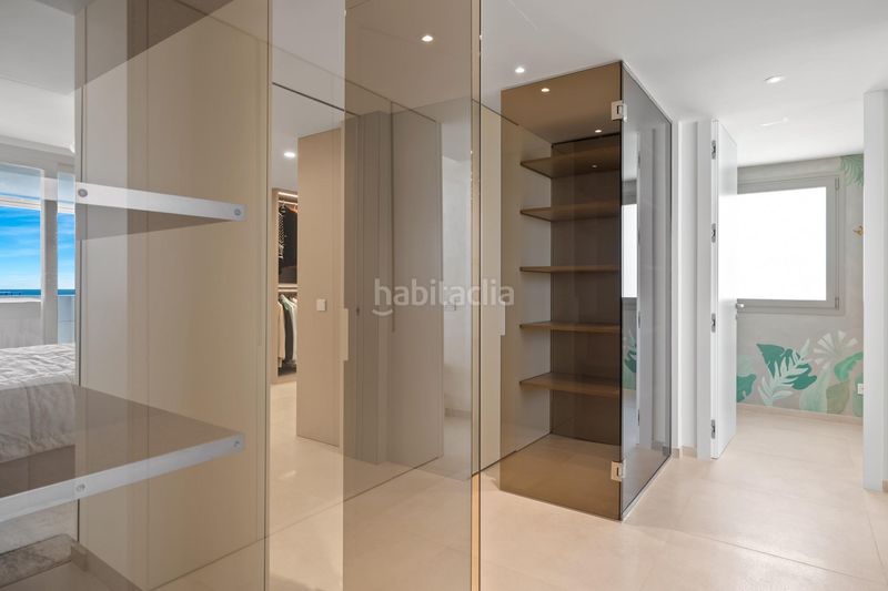 Foto 1aac0992-fd42-4ea1-874d-e6636ff863f0. Apartament amb aparcament piscina a Los Naranjos Marbella