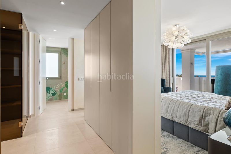 Foto bcf81d10-a8e9-49a3-8bc0-c237150443b0. Apartament amb aparcament piscina a Los Naranjos Marbella