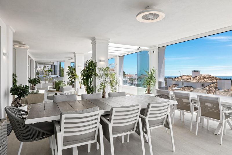Foto eb702453-2733-46d6-8096-935b28833d04. Apartament amb aparcament piscina a Los Naranjos Marbella