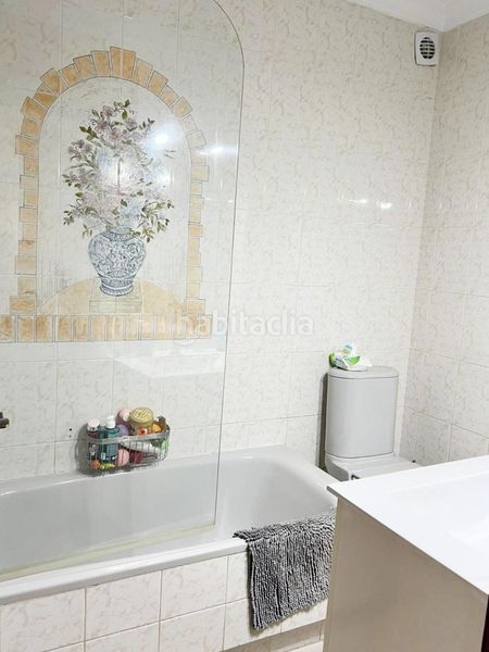 Foto 3e3789e9-811c-4a1a-b4d1-8a4d26498e8a. Pis a Zona Miraflores Marbella