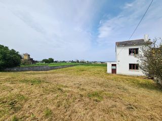 House  Vilagoiz-pq devesa, a. Casa en construcción con parcela de 2.300 m2 cerca de la playa,