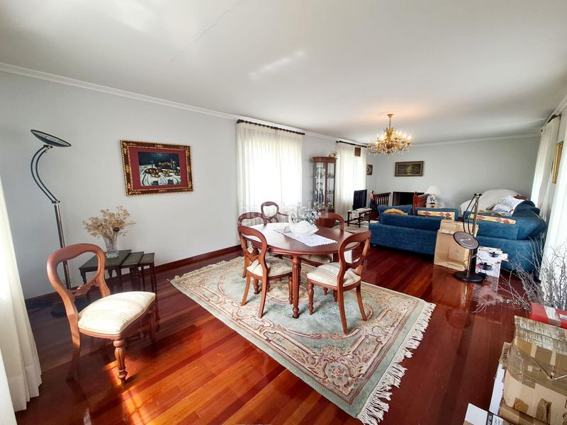 Foto 63e588df-8050-4449-b1d0-6dee5b747bf2. Casa  señorial gallega con finca de 2.862 m2 a solo 5 minutos de la playa de las catedrales en Barreiros