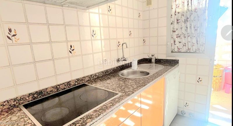 Foto c1214ef8-69e7-418a-bda2-753374efc97a. Pis a Zona Miraflores Marbella