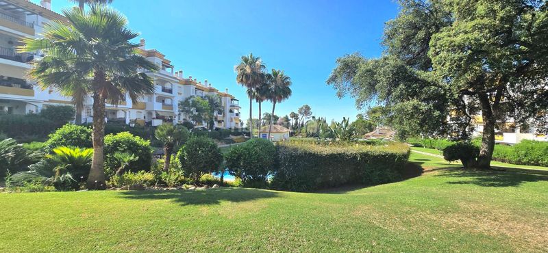 Foto 694fc4e4-a752-4577-83fd-dce6b42f1e66. Planta baixa amb piscina a La Carolina - Guadalpín Marbella