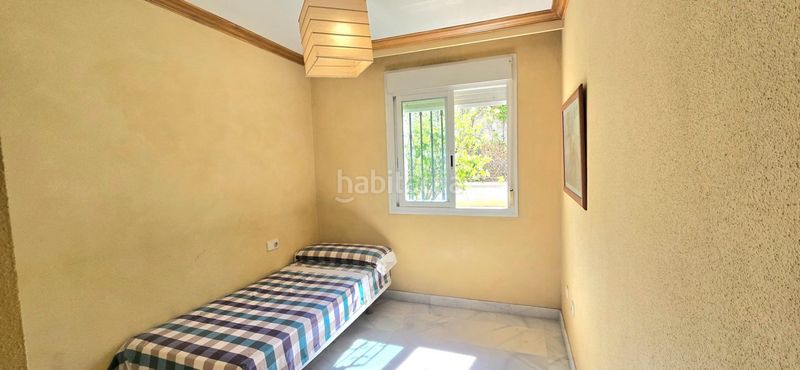 Foto d4481924-b76b-43a9-87e9-323cbb5c3883. Planta baixa amb piscina a La Carolina - Guadalpín Marbella