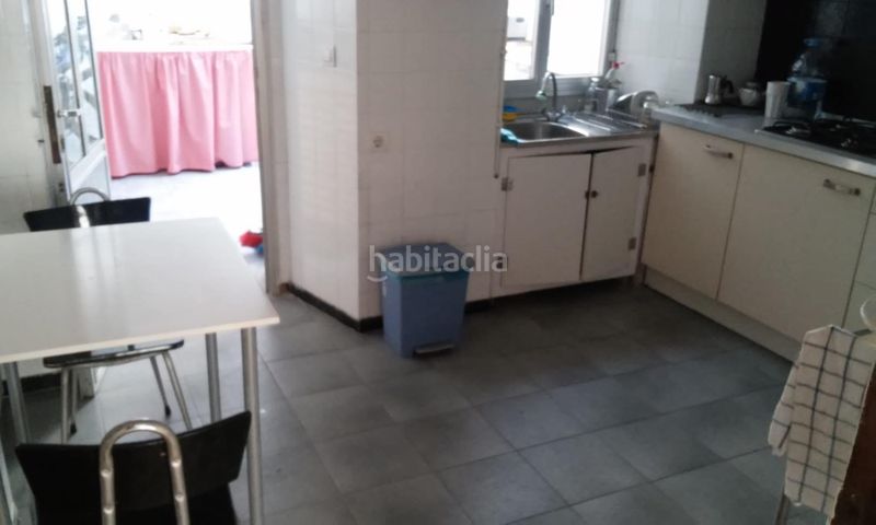 Foto 12a2f448-b318-492d-8997-dfc4e71bf8bc. Casa adossada amb calefacció a Castropol