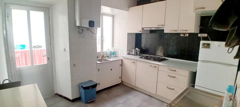 Foto 669c6d0e-5b65-4021-ae3d-9385a5777bd5. Casa adossada amb calefacció a Castropol