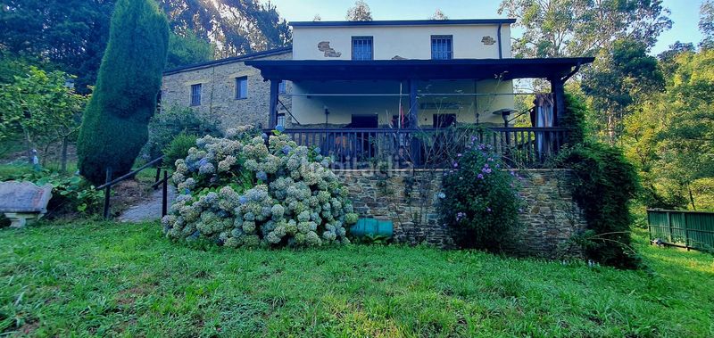 Foto 0c572cfc-52b4-446e-9535-81df169761d9. Casa amb calefacció aparcament a Castropol