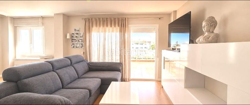 Foto 2b28efae-2607-4156-a065-d760be6e5f4d. Àtic amb aparcament a bahía de Marbella Marbella