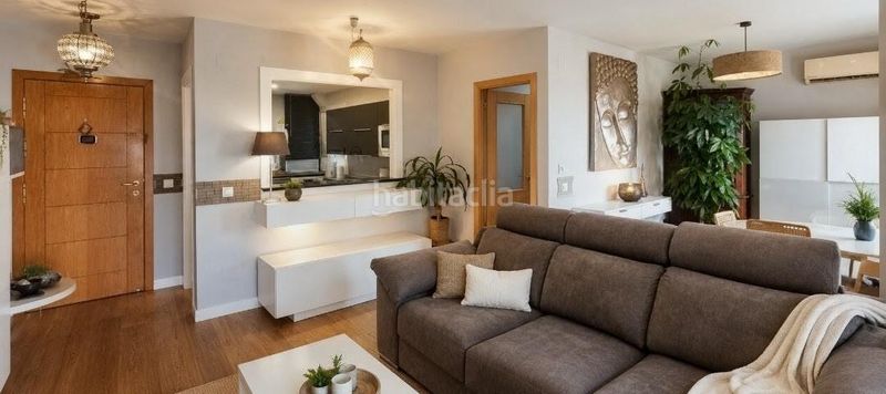 Foto bc11efd5-dd28-461a-b73c-c820335a42b7. Àtic amb aparcament a bahía de Marbella Marbella