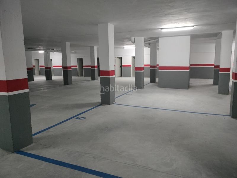 Foto 705a9427-392c-4b33-996c-aec465825733. Alquiler parking coche en calle maestro pedro fernández estévez 2 en Granada