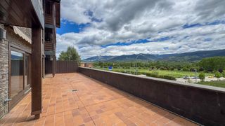 Appartement  Carrer montserrat 8. Puigcerdà, pis amb magnífiques vistes