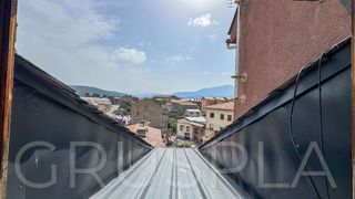 Àtic  Carrer sant antoni 24. Venda pis àtic cèntric a bellver de cerdanya