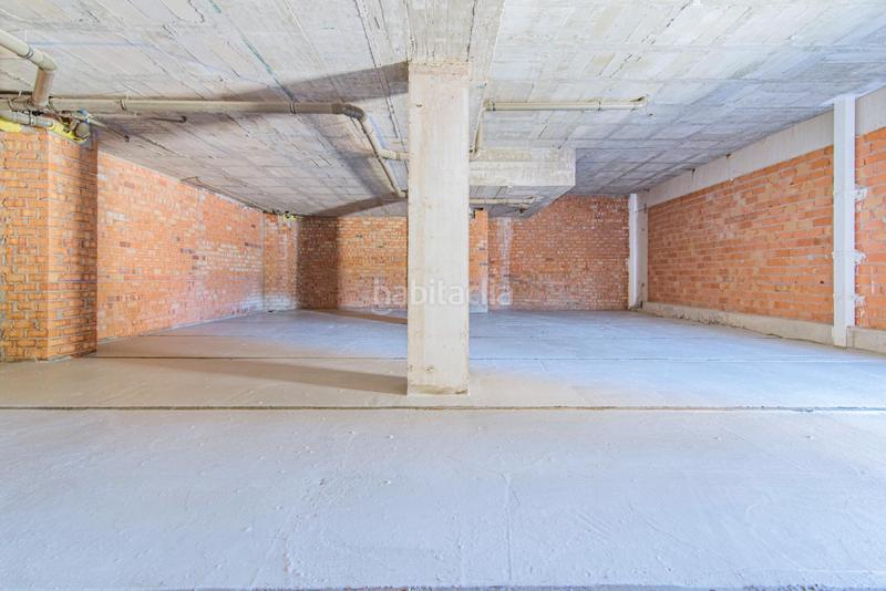 Foto 67dae096-e9be-4580-bd35-4aa722ecdbb0. Alquiler local comercial gran local en zona de nueva expansión en Granada