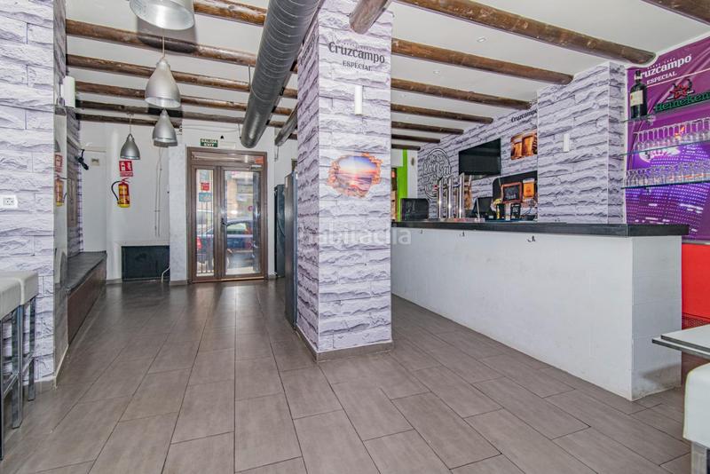 Foto 1aa71bdd-5ba9-4c9f-888a-ced54d79a5e5. Local comercial  en Plaza de Toros Granada