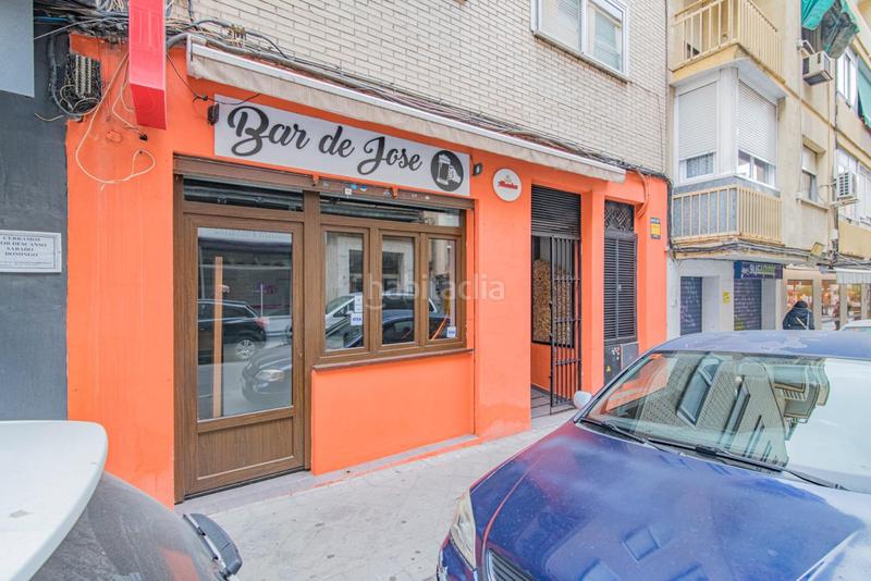 Foto f41c0f73-c174-4d96-b3c4-8ae347319690. Local comercial  en Plaza de Toros Granada