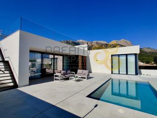 Chalet en Pueblo-Ubanizaciones. Chalets en venta en polop de la marina
