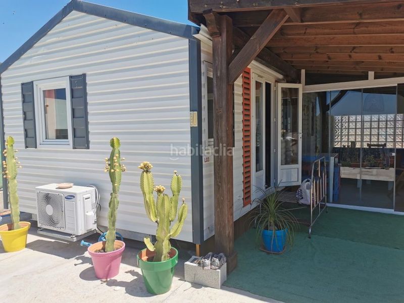 Foto 6b5fef79-b2a9-4089-aa54-46790892db19. Xalet amb aparcament a Barbate Barbate