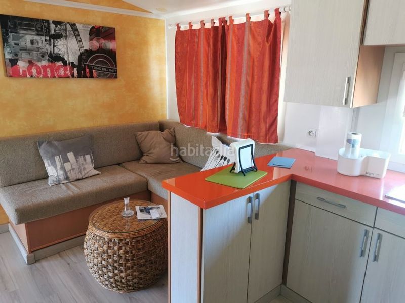 Foto b64db9fc-04b8-4b42-b719-55552fb489d4. Xalet amb aparcament a Barbate Barbate