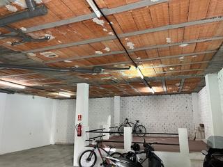 Local Comercial a Vejer. Local en bruto en la zona nueva de vejer