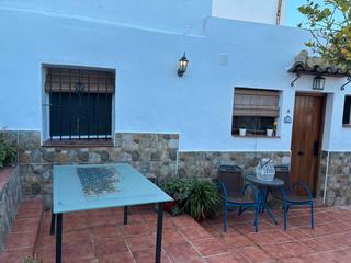 Casa a Calle merced 13. Casa independiente ideal para negocio con vistas maravillosas
